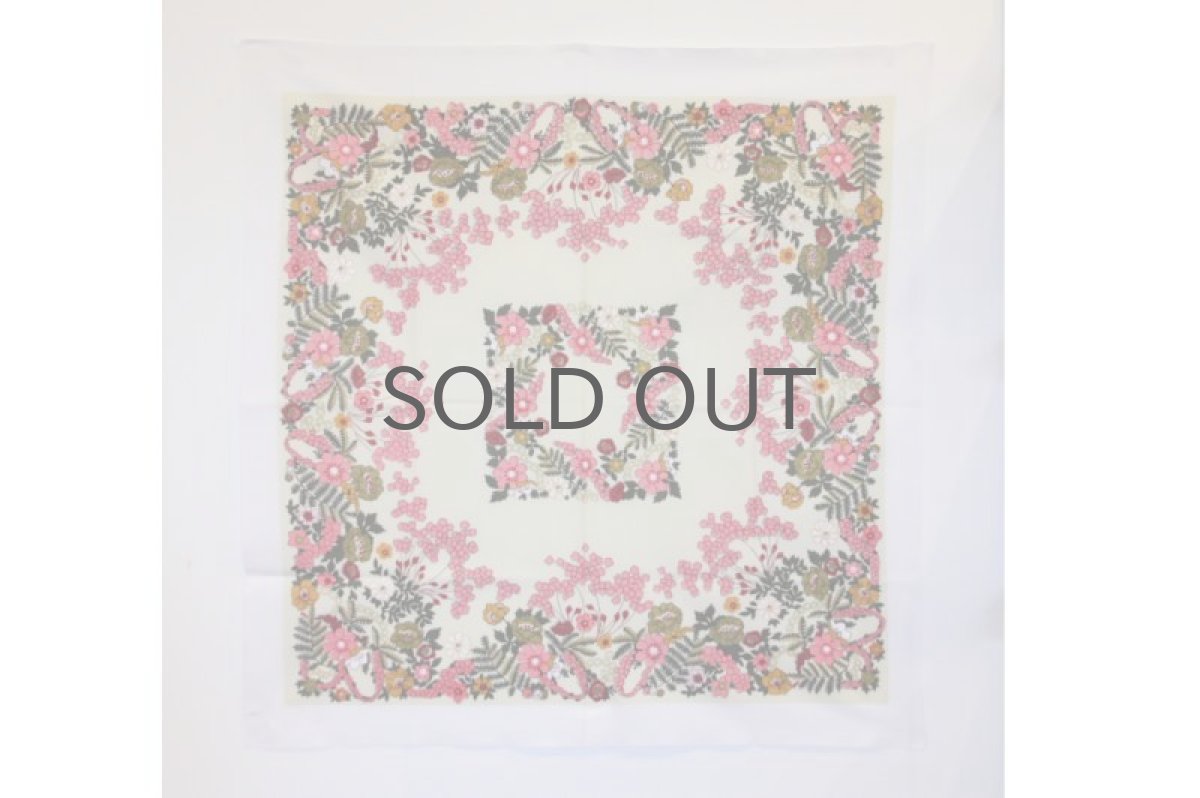 画像3: 北欧ヴィンテージファブリック　　テーブルクロス　ベージュ×小花 (3)