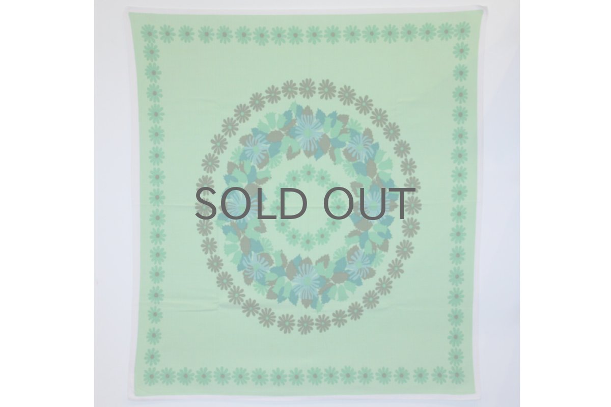 画像4: 北欧ヴィンテージファブリック　　テーブルクロス　グリーン系　フラワー (4)