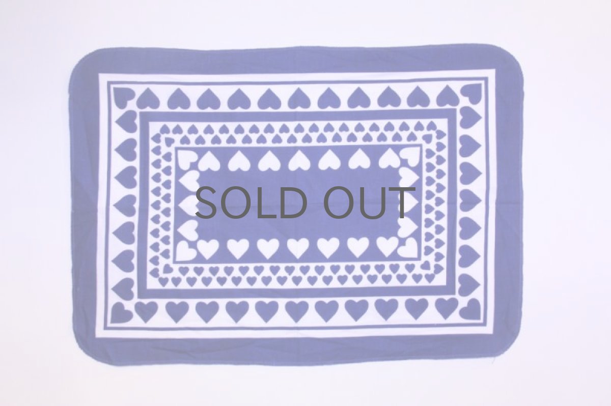 画像2: 北欧デンマークで見つけた  キッチンタオル(ティータオル)ハート ブルー (2)