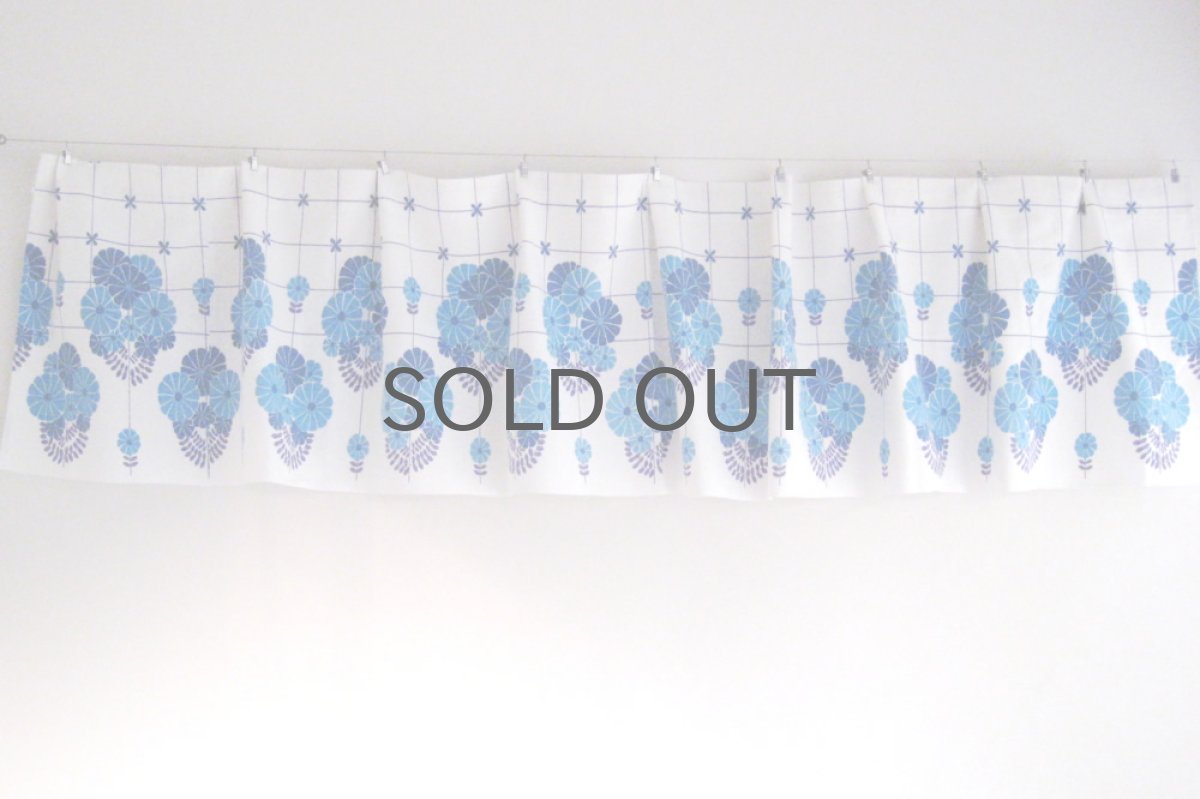 画像2: 北欧雑貨/スウェーデン製/ヴィンテージカフェカーテン ブルー花 (2)