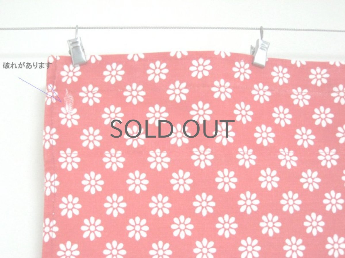 画像4: 北欧雑貨/スウェーデン製/ヴィンテージカフェカーテン レッド&ホワイト小花 (4)