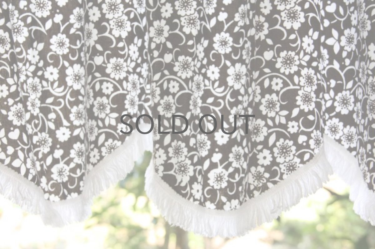 画像2: 北欧雑貨/スウェーデン製/ヴィンテージカフェカーテン 小花フリンジ (2)