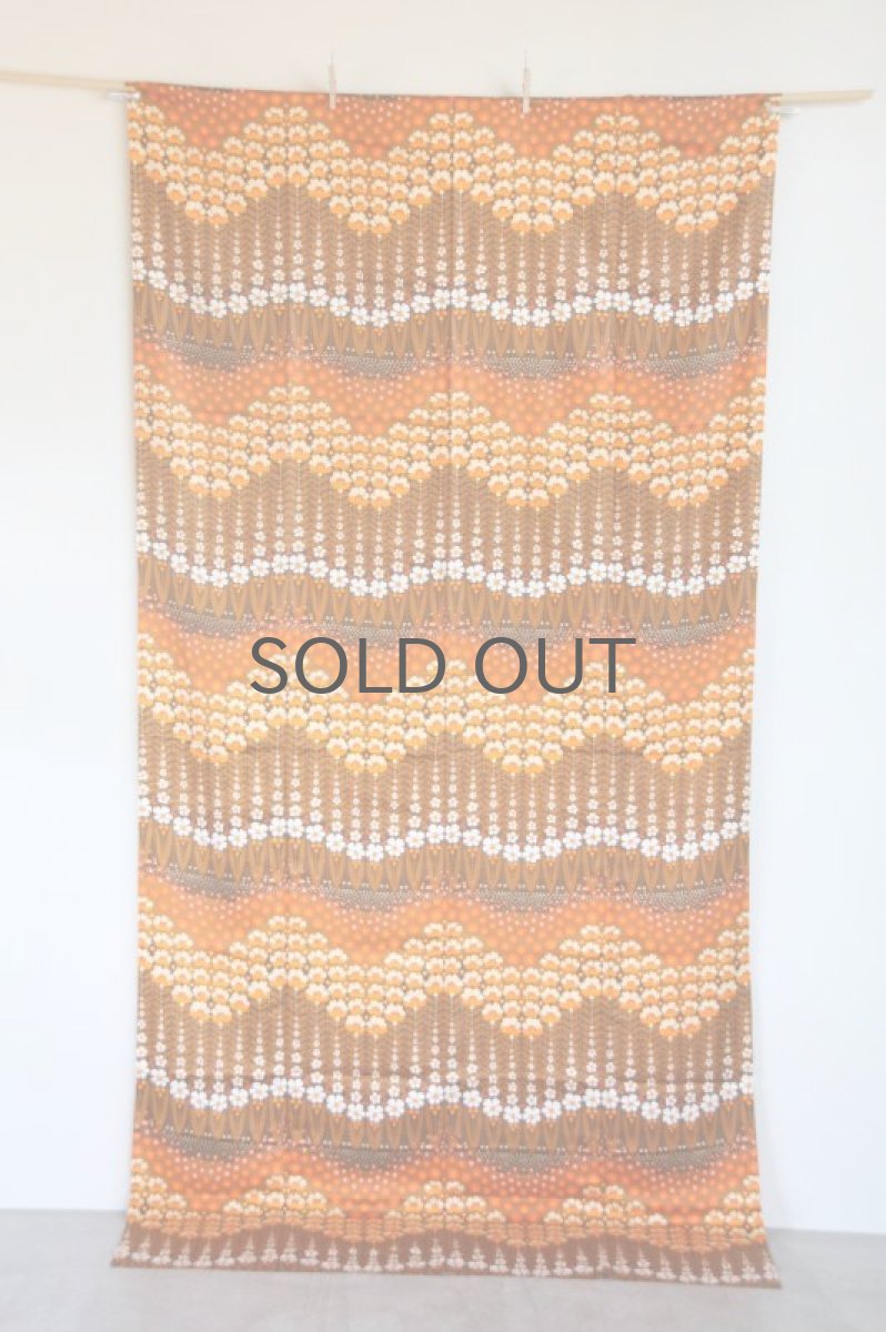 画像2: 北欧ビンテージファブリック/スウェーデン/小花綿サテン/232cm (2)