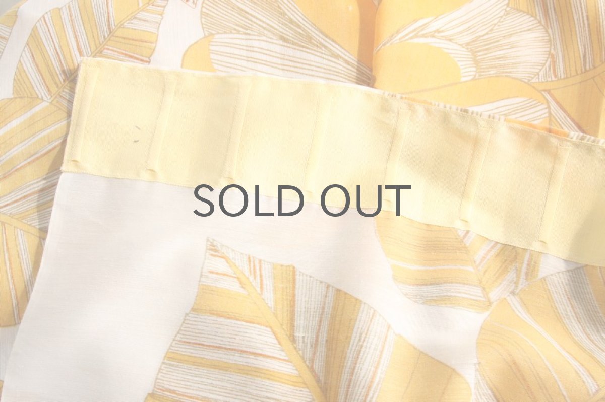 画像4: 北欧ヴィンテージファブリック イエロー大花柄 (4)