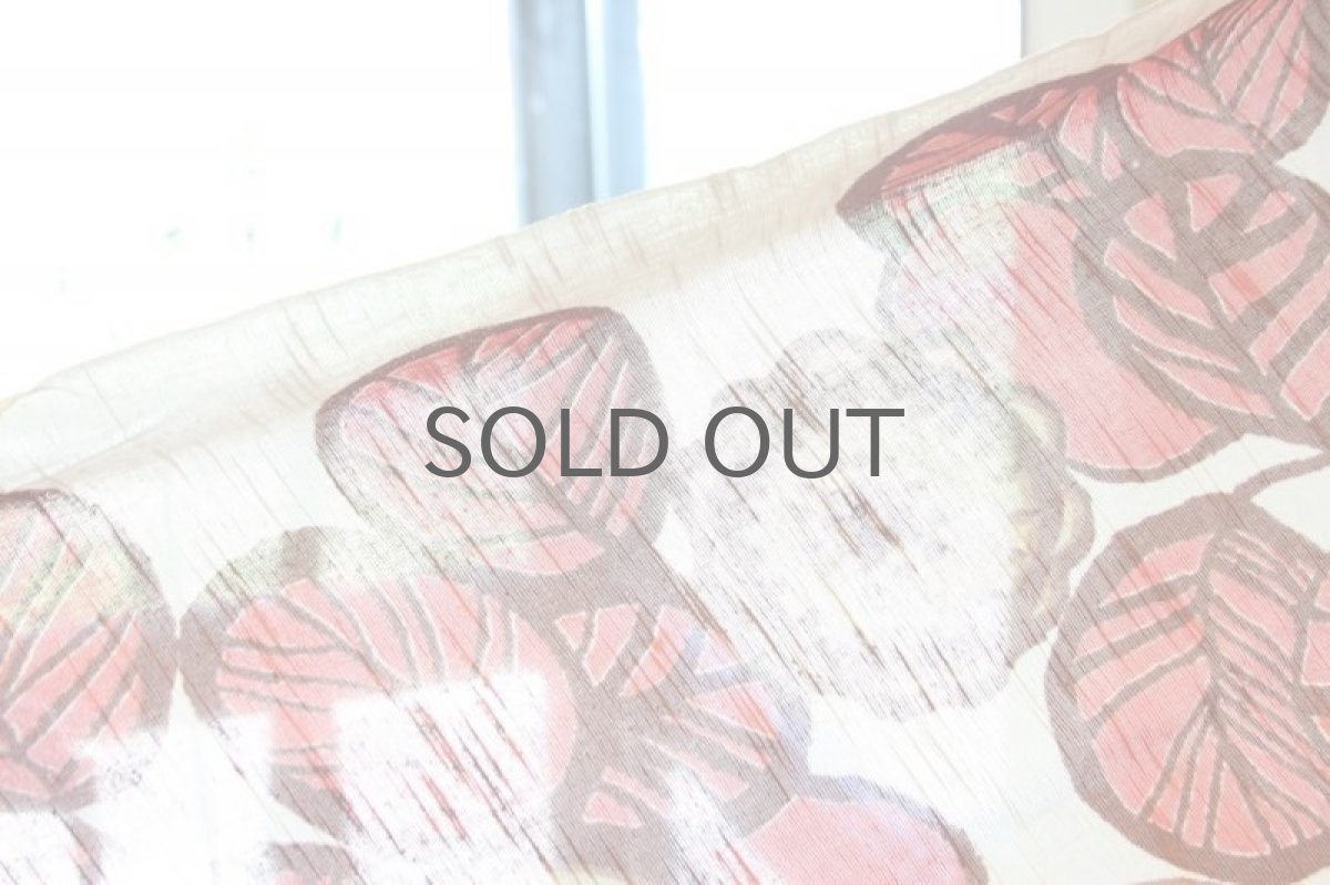 画像4: 北欧ヴィンテージファブリック  サーモンピンクフラワー (4)