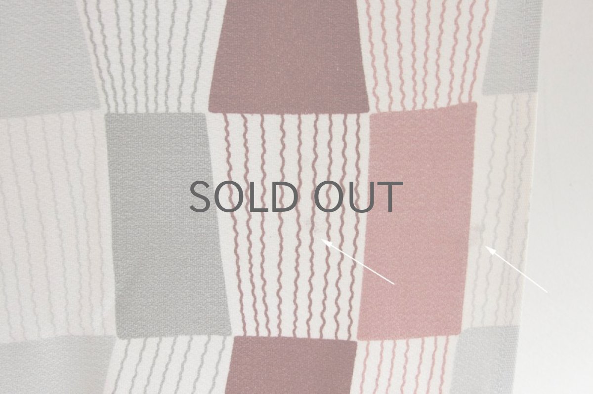 画像3: 北欧ヴィンテージ ファブリック 幾何学柄 サーモンピンク&グレー (3)