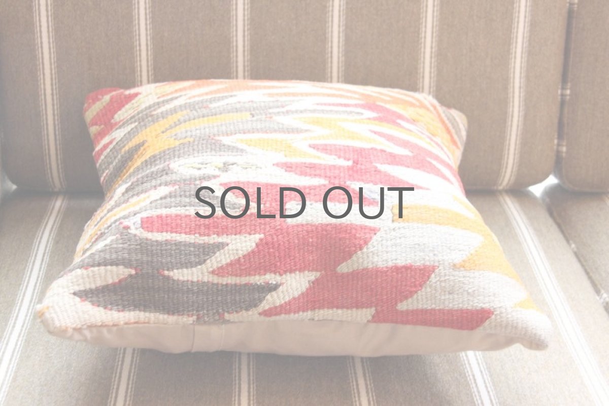 画像2: オールドキリム/クッションカヴァー/40cm/ No.1/中綿クッション付き (2)