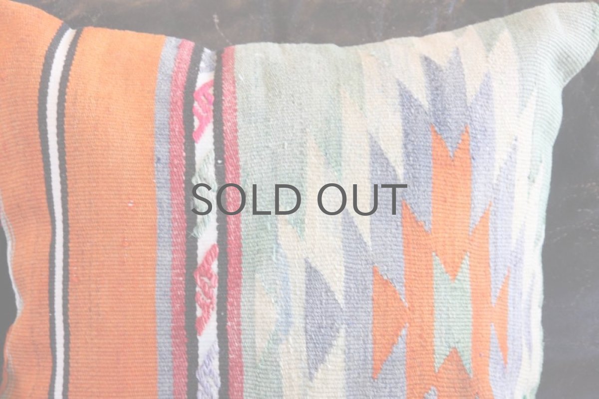 画像2: オールドキリム/クッションカヴァー/45cm/ No.10/洗える中綿クッション付き (2)