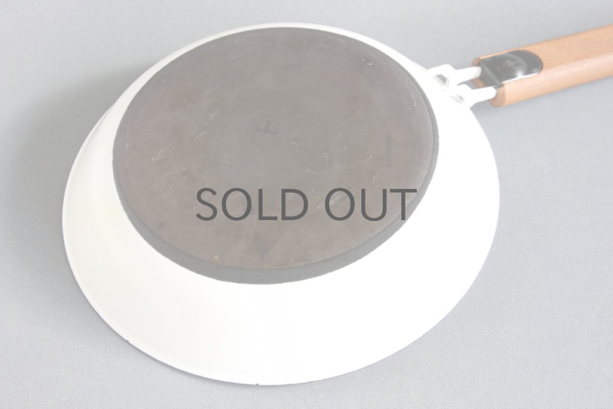 画像5:  Finel フィネル エナメル フライパン 白 (5)