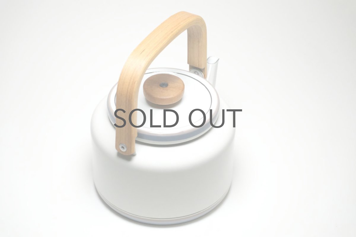 画像4: 北欧ビンテージ/Finel/フィネル/ケトル/Uhtua/ウッドハンドル/ホワイト&ライトブルーライン (4)