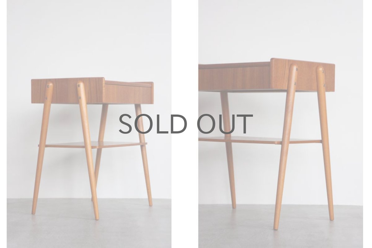 画像2: 北欧ビンテージ家具/スウェーデン/チーク×ビーチ/ベッドサイドテーブル (2)