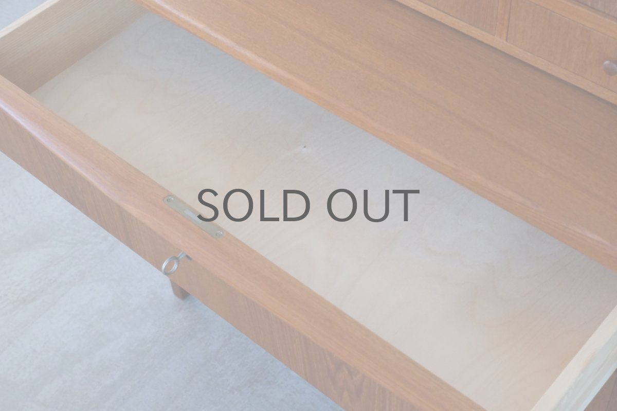 画像17: 北欧ビンテージ家具/デンマーク製/ライティングビューロー/3段引き出し/鏡付き/No.2 (17)