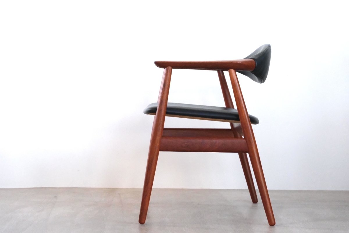 画像5: 北欧家具ビンテージ/デンマーク製/Erik Kirkegaard/皮革張りチークアームチェア (5)