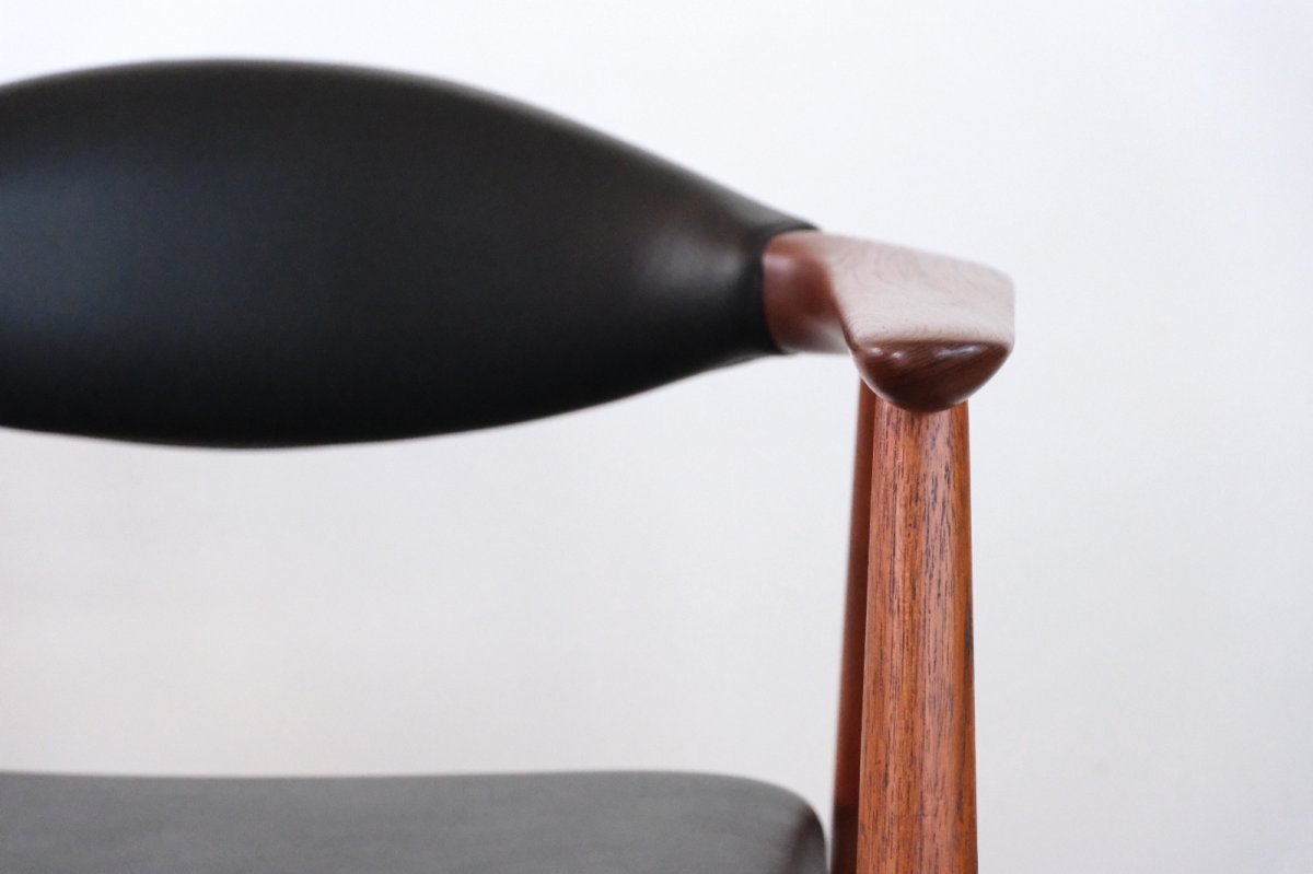 画像10: 北欧家具ビンテージ/デンマーク製/Erik Kirkegaard/皮革張りチークアームチェア (10)