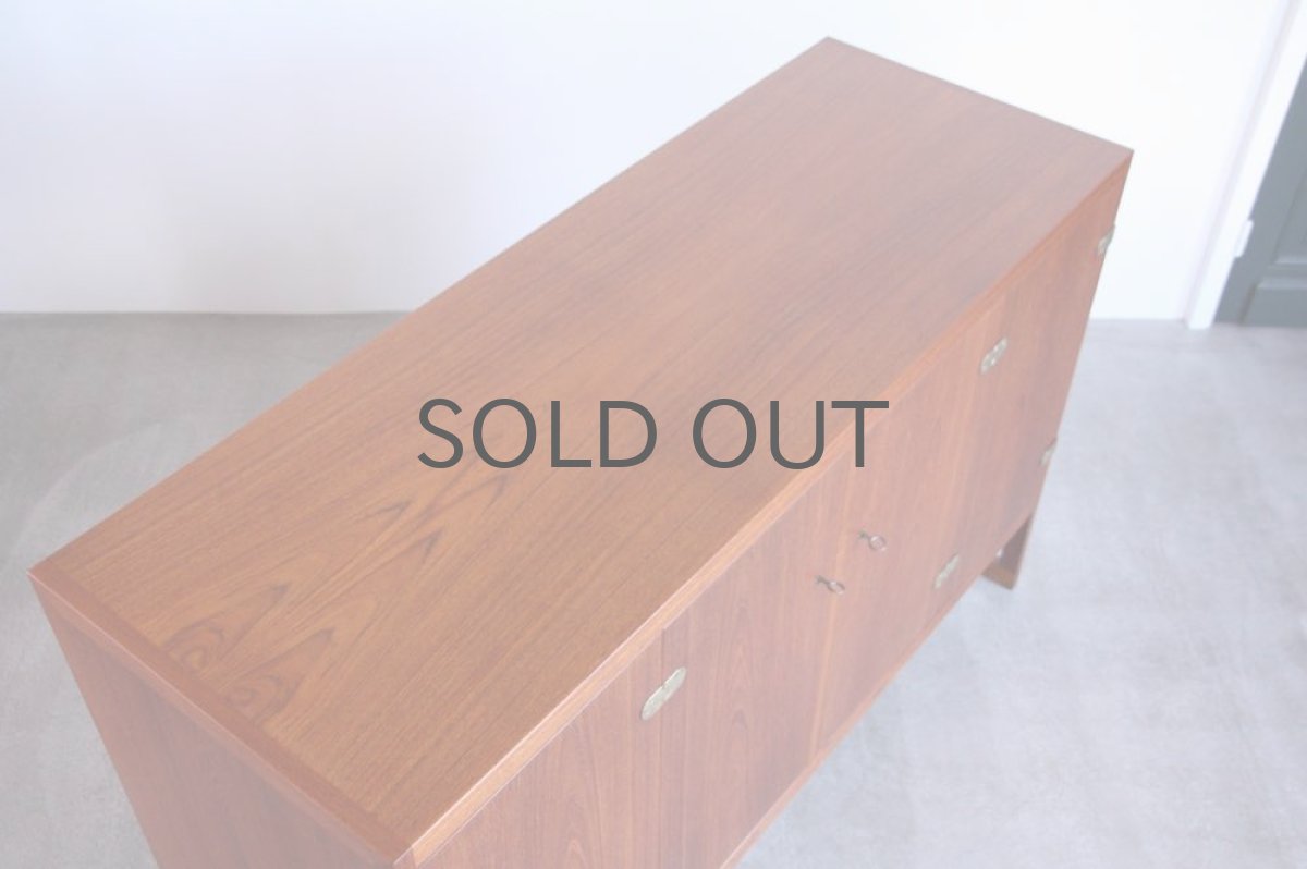 画像9: 北欧ビンテージ家具/ボーエ・モーエンセン/BM57 Cabinet/チークキャビネット/P. Lauritsen & Søn/1957年 (9)