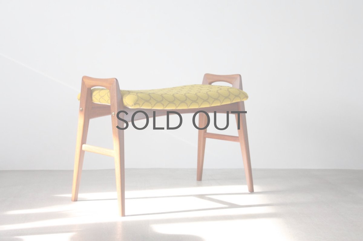 画像2: 北欧ビンテージ家具/スウェーデン製/スツール✕ミナ ペルホネン/タンバリン (2)