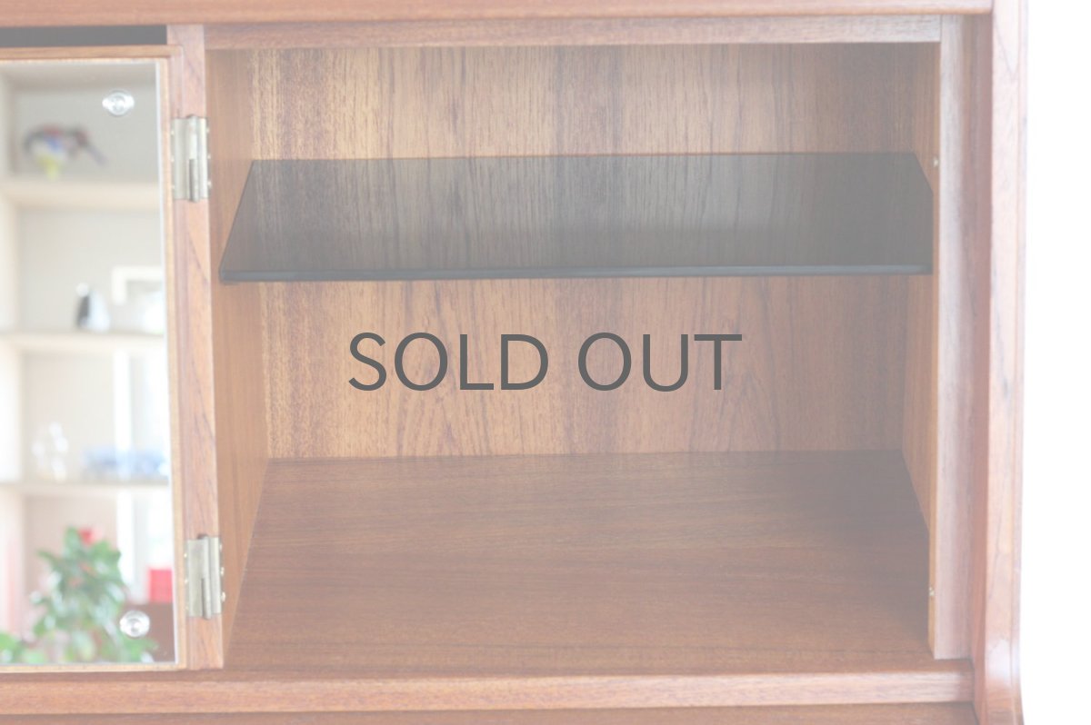 画像11: 北欧ビンテージ家具/デンマーク製/チークライティングビューロー/3段引き出し/鏡付き (11)