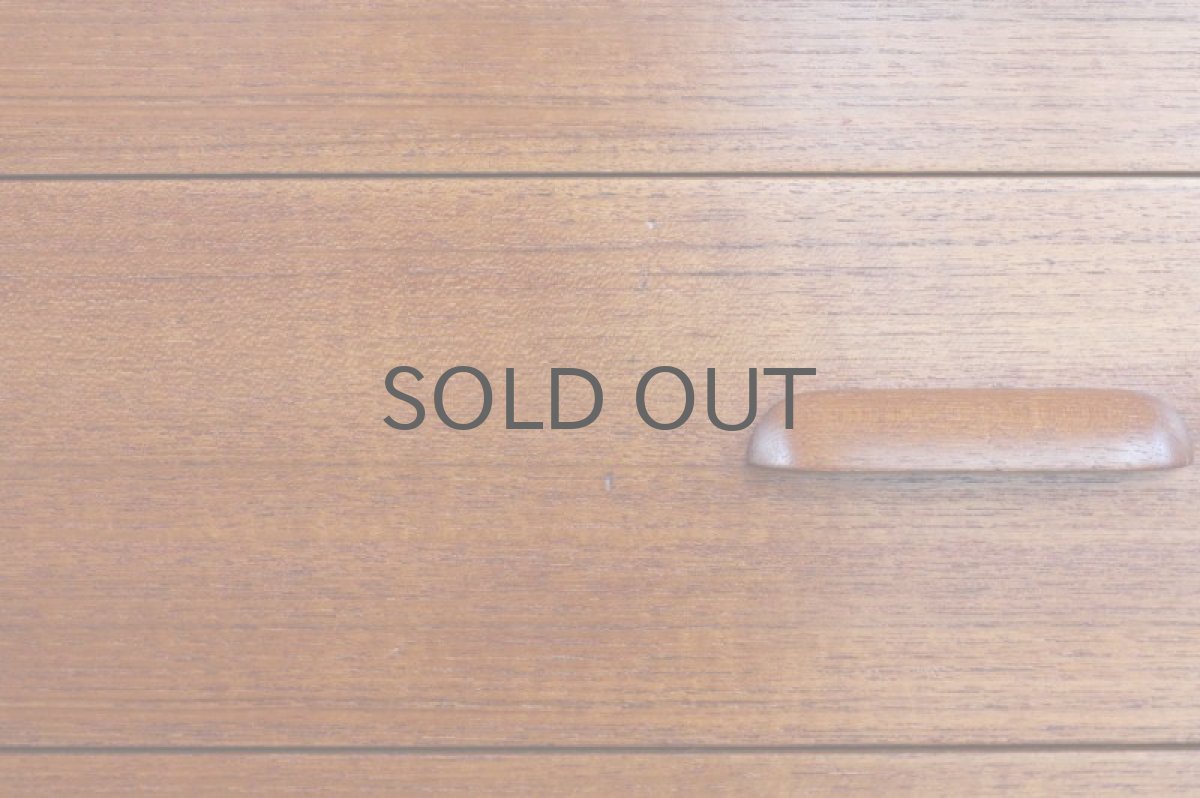 画像16: 北欧ビンテージ家具/デンマーク製/チークライティングビューロー/3段引き出し/鏡付き (16)