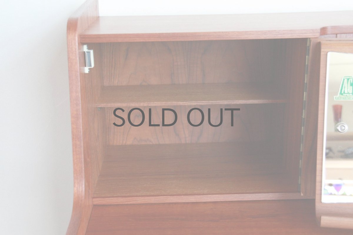 画像2: 北欧ビンテージ家具/デンマーク製/チークライティングビューロー/4段引き出し (2)