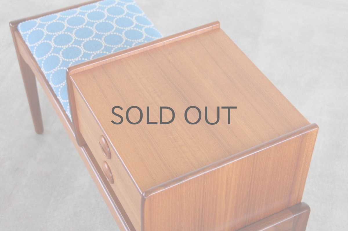 画像4: 北欧ビンテージ家具/デンマーク/テレフォンベンチ/チーク/mina perhonen/ミナ ペルホネン/タンバリンブルー (4)