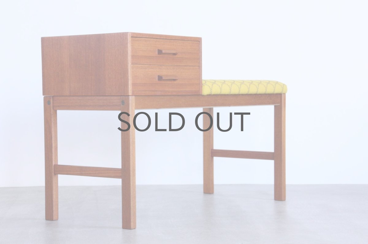 画像2: 北欧ビンテージ家具/デンマーク/テレフォンベンチ/チーク/mina perhonen/ミナ ペルホネン/タンバリン (2)