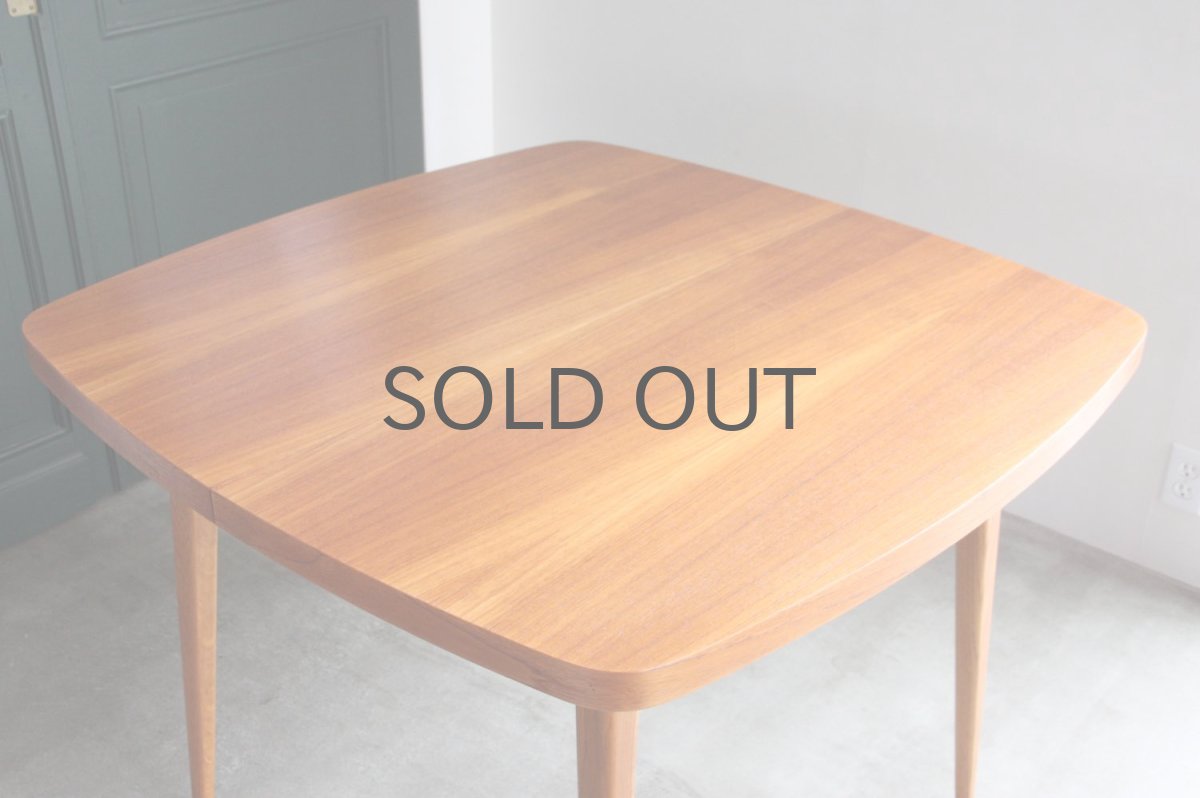 画像4: 北欧ビンテージ/スウェーデン製/ダイニングテーブル/正方形/エクステンション2枚付き/チーク (4)