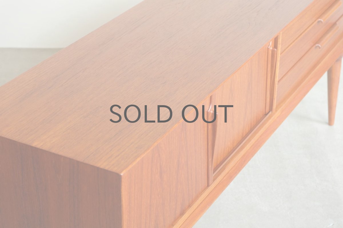 画像7: ビンテージ北欧家具/デンマーク製/Omann Jun Møbelfabrik/サイドボード/チーク  (7)