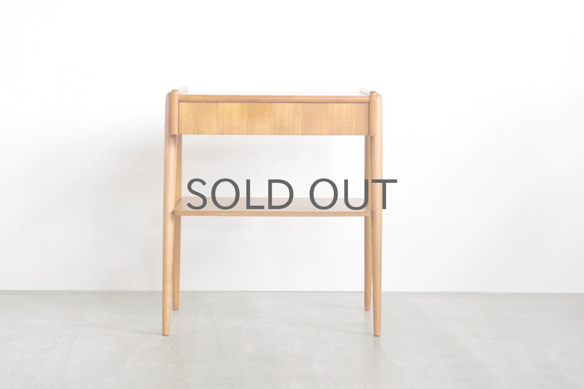 画像2: 北欧ビンテージ家具/スウェーデン/チーク×ビーチ/ベッドサイドテーブル (2)