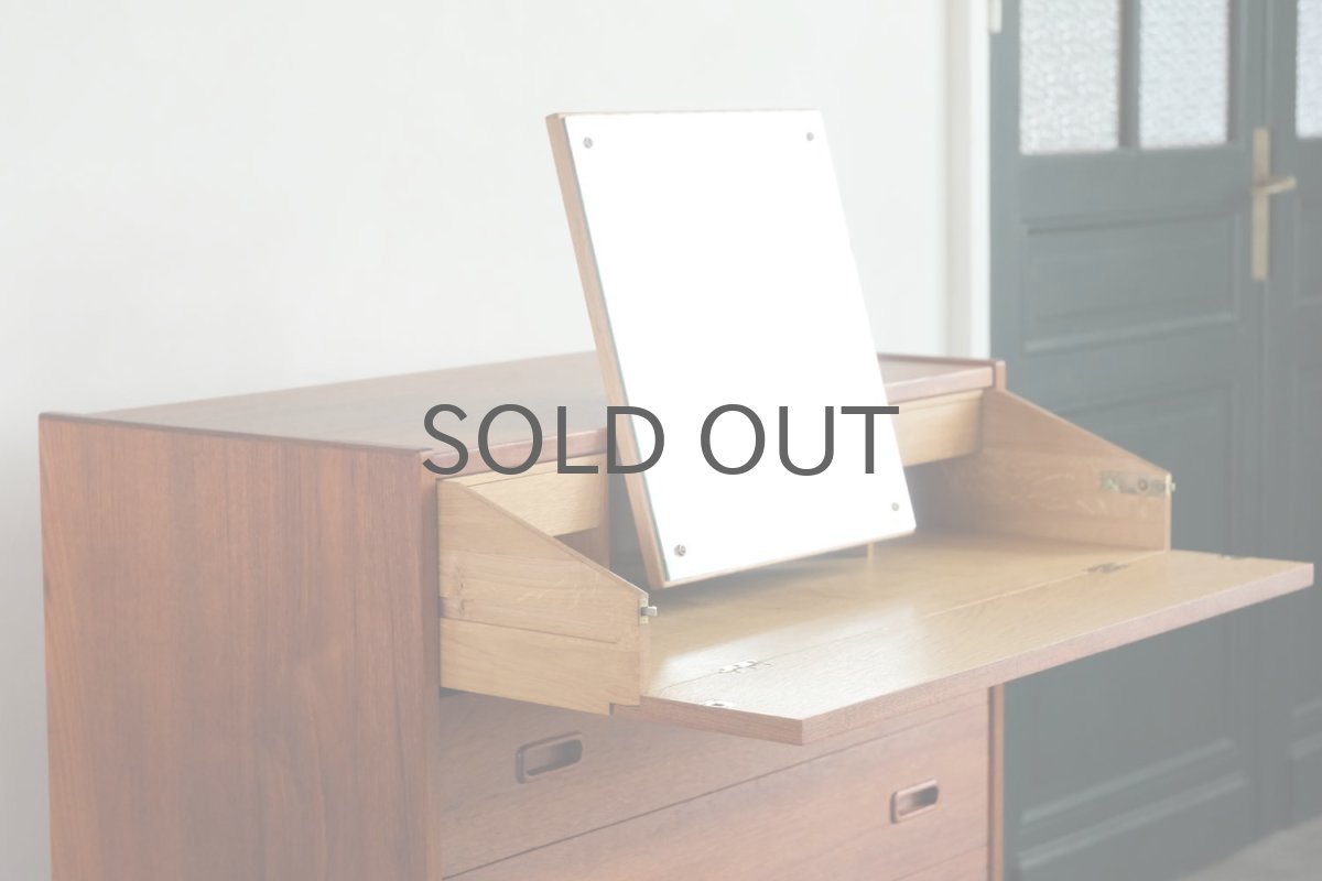 画像4: 北欧ビンテージ家具/デンマーク製/チーク/ドレッサー/3段引き出し/鏡付き (4)