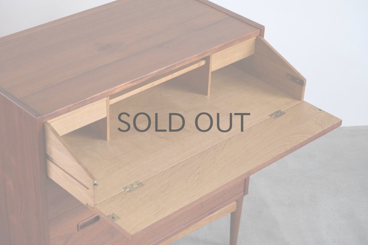 画像7: 北欧ビンテージ家具/デンマーク製/チーク/ドレッサー/3段引き出し/鏡付き (7)