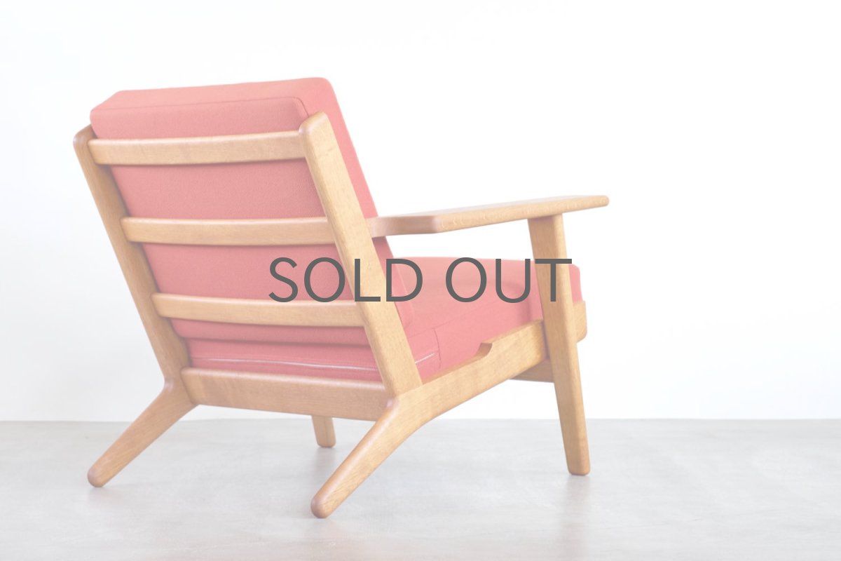 画像2: ビンテージ北欧家具/Hans j Wegner/ハンス J ウェグナー/ゲタマ/GE290/オーク/クッションはお好きなカラーで張替え代込 (2)