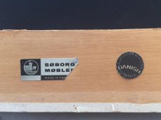 画像10: ビンテージ北欧家具/Søborg Møbelfabrik/革張り/ローズウッド/3人掛けソファー/ダウンクッション (10)