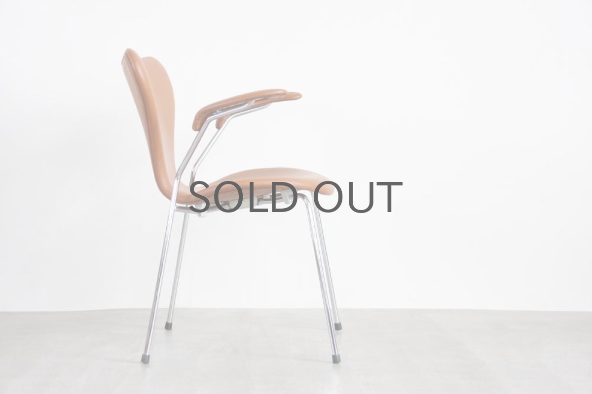 画像5: 北欧ビンテージ家具/Fritz Hansen/フリッツ・ハンセン/セブンチェア/アルネ・ヤコブセン/アーム付き革張り  (5)