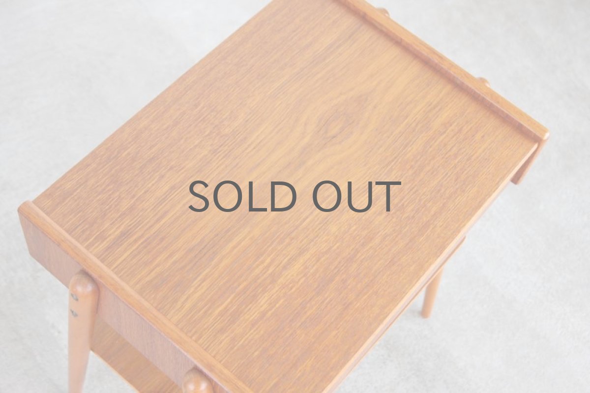 画像4: ビンテージ北欧家具/スウェーデン/チーク×ビーチ/ベッドサイドテーブル (4)