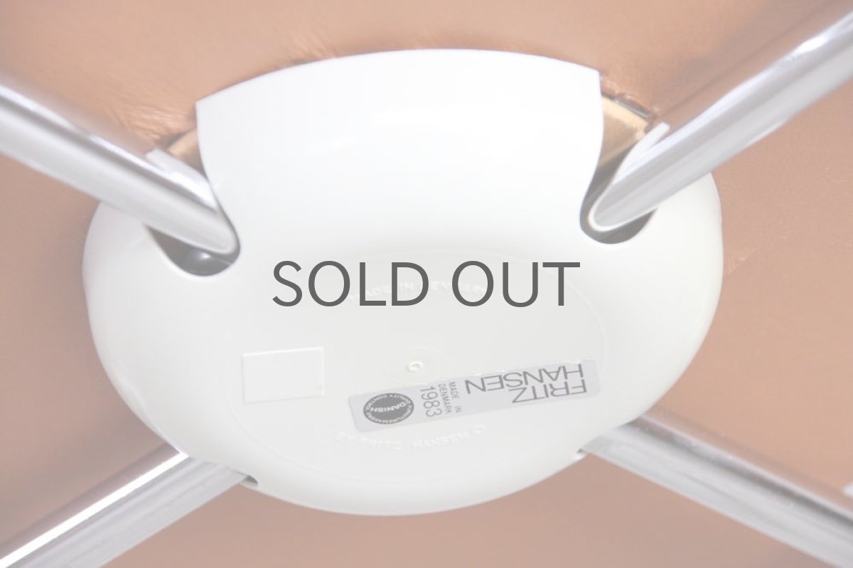 画像6: 北欧ビンテージ家具/Fritz Hansen/フリッツ・ハンセン/セブンチェア/アルネ・ヤコブセン/アーム付き革張り  (6)