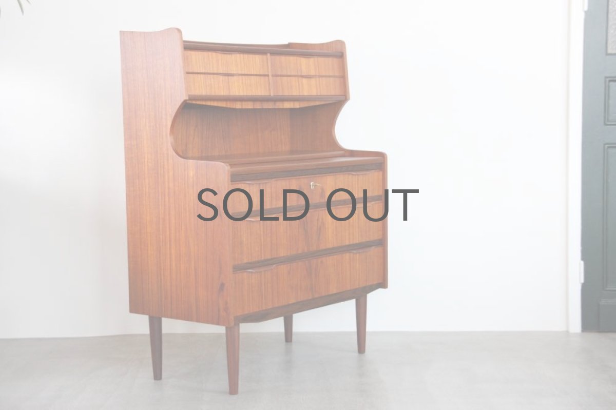画像2: ビンテージ北欧家具/デンマーク製／チークライティングビューロー／3段引き出し/鏡付き (2)