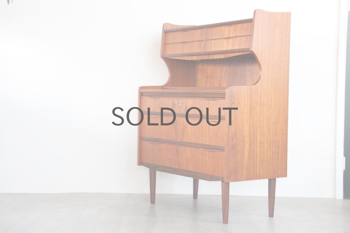 画像5: ビンテージ北欧家具/デンマーク製／チークライティングビューロー／3段引き出し/鏡付き (5)