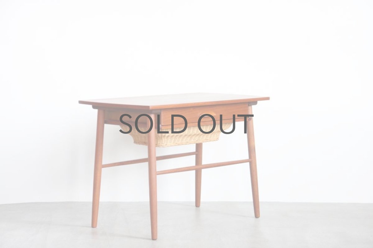 画像2: ビンテージ北欧家具/デンマーク/ソーイングキャビネット/チーク (2)