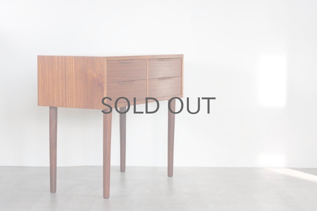 画像3: ビンテージ北欧家具/デンマーク製/チェスト/チーク/2段4引き出し (3)