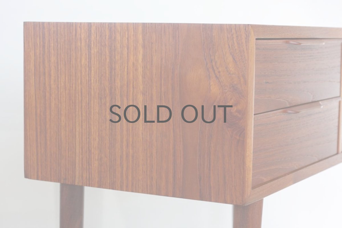 画像11: ビンテージ北欧家具/デンマーク製/チェスト/チーク/2段4引き出し (11)