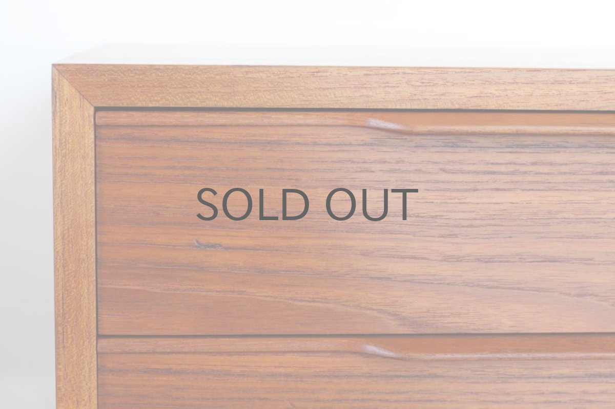 画像7: ビンテージ北欧家具/デンマーク製/チェスト/チーク/2段4引き出し (7)