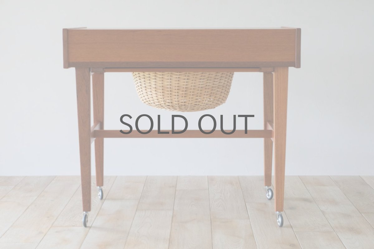 画像5: 北欧ビンテージ家具/デンマーク/ソーイングキャビネット/ソーイングテーブル/チーク/キャスター付き (5)