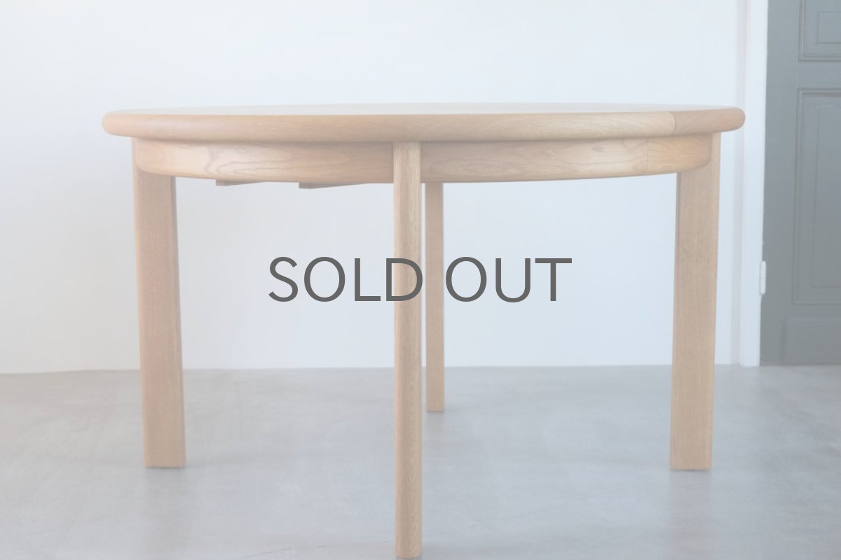 画像2: 北欧ビンテージ家具/デンマーク製 /円形ダイニングテーブル/オーク (2)