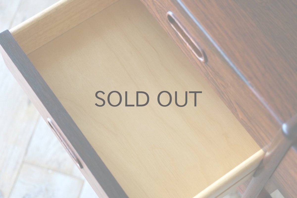 画像13: ビンテージ北欧家具/デンマーク製/ローズウッドプランター/Vinde Møbelfabrik/3段引き出し付き (13)