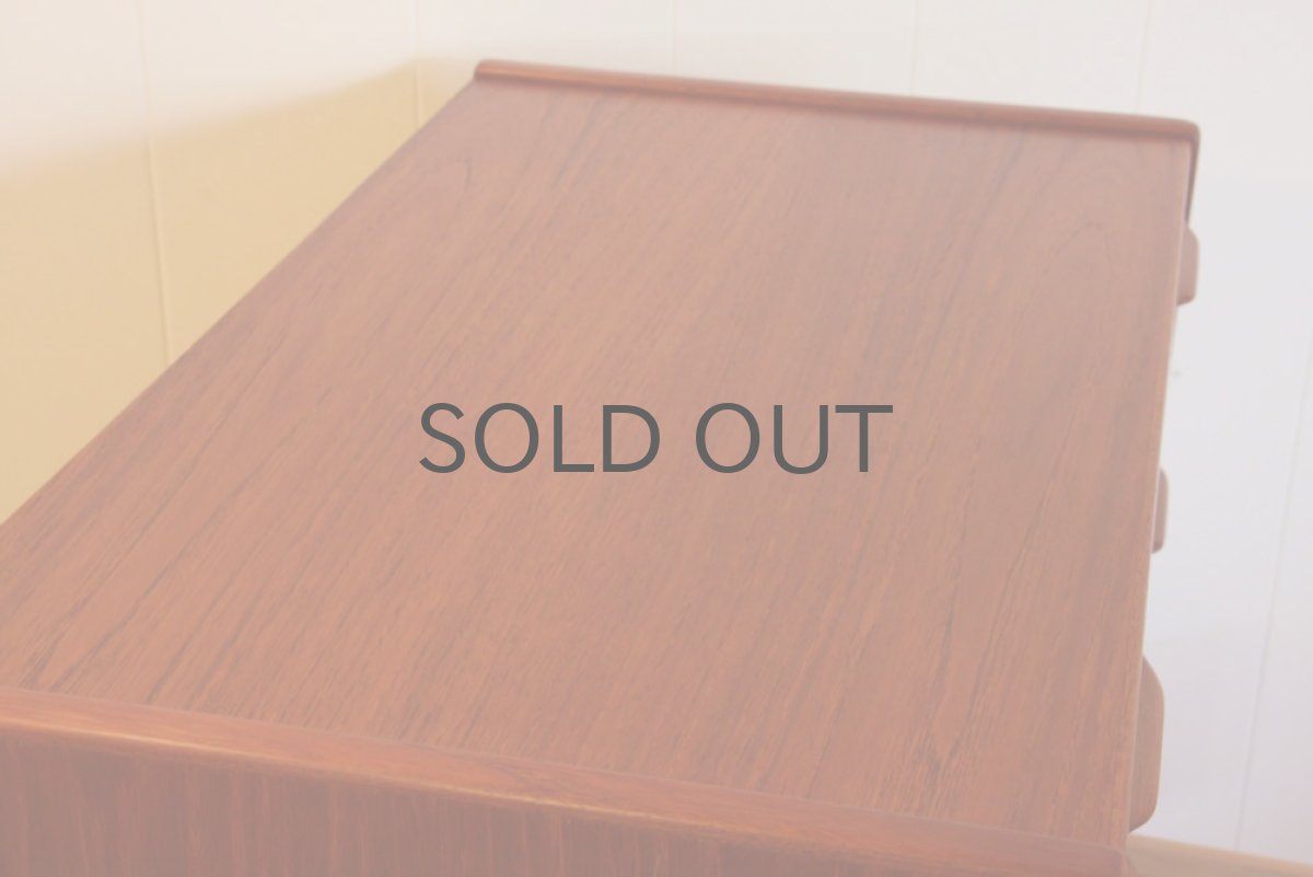 画像4: 北欧ビンテージ家具/デンマーク チェスト 6段 チーク (4)