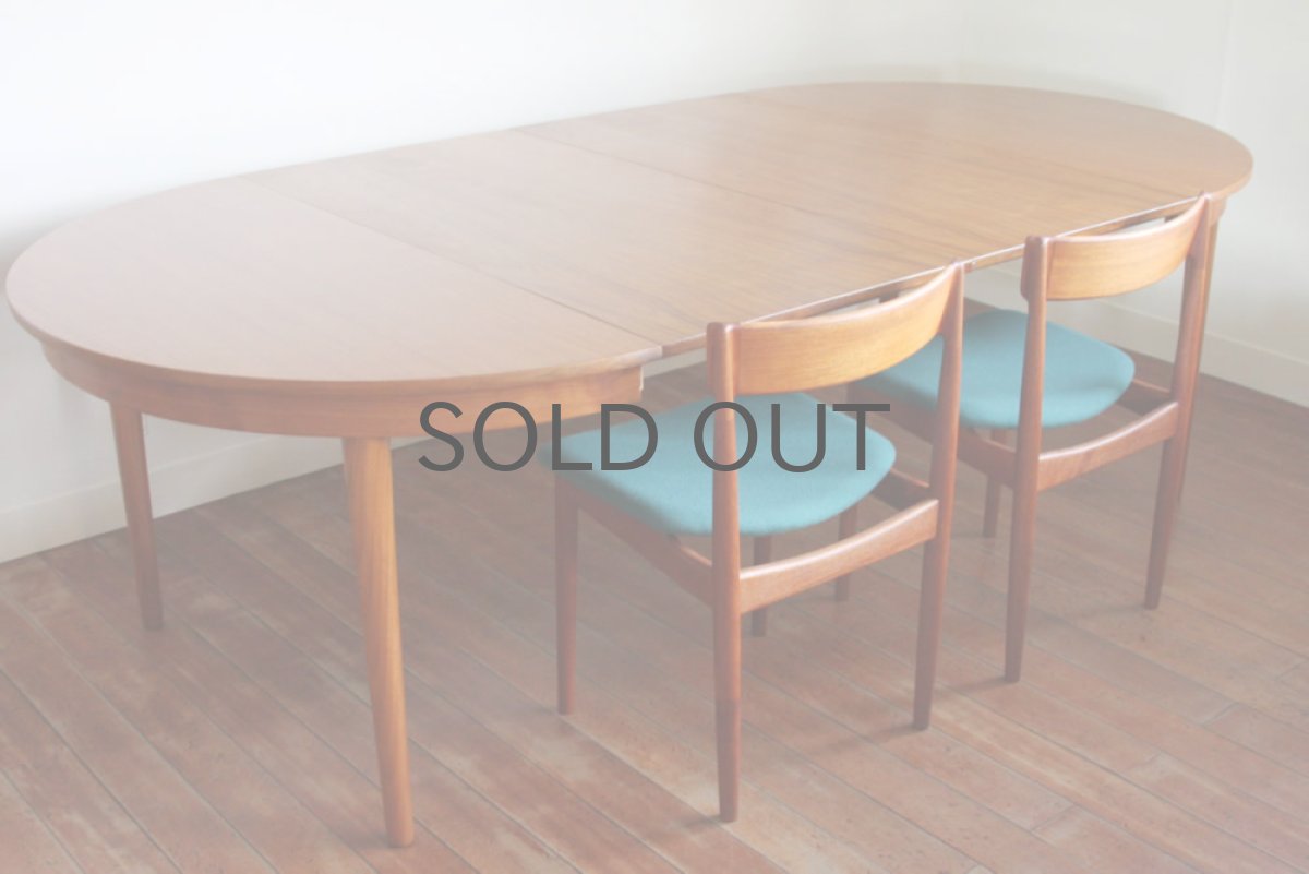 画像3: 北欧ビンテージ家具/Hans j Wegner/ハンス J ウェグナー/GE270/デンマーク製  ダイニング テーブル 円形 エクステンション2枚付き (3)