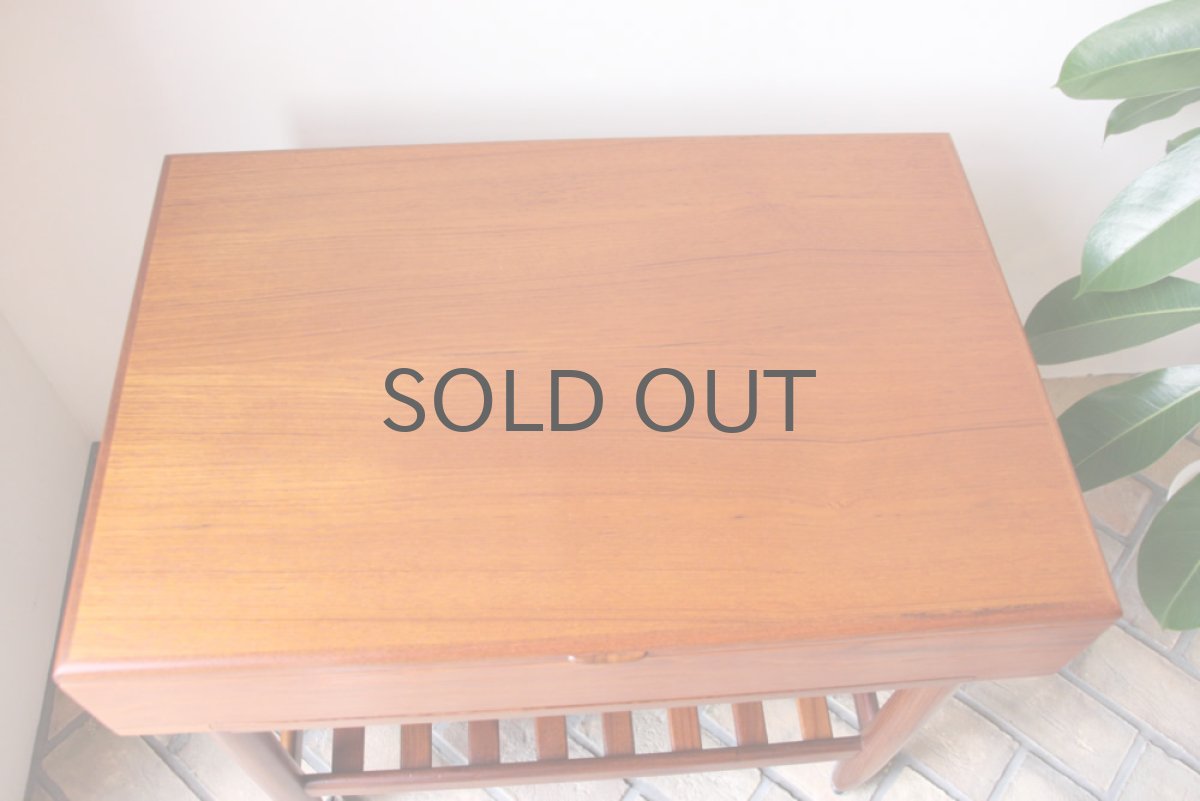 画像3: 北欧ヴィンテージ/デンマーク ソーイングキャビネット Ejvind A. Johansson  (3)