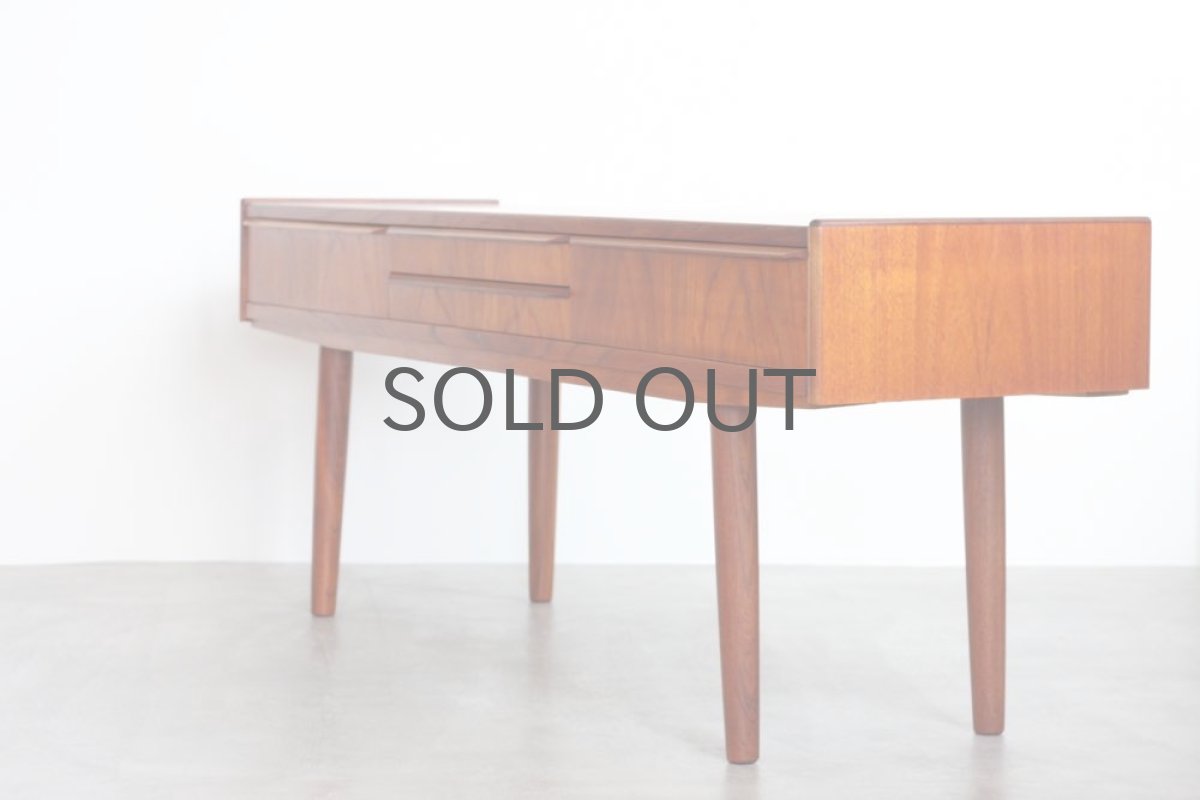 画像5: ビンテージ北欧家具/デンマーク製/ローサイドボード/チーク (5)