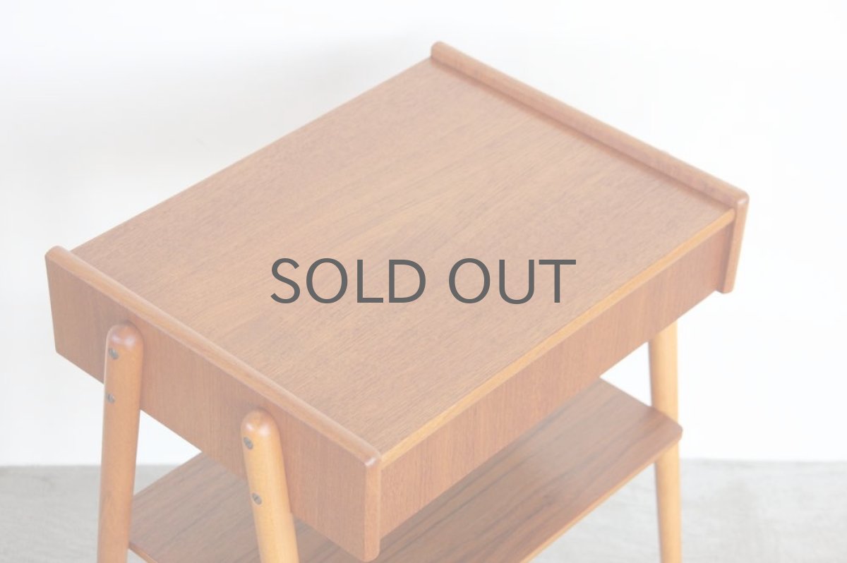画像3: 北欧ビンテージ家具/スウェーデン/チーク×ビーチ/ベッドサイドテーブル (3)