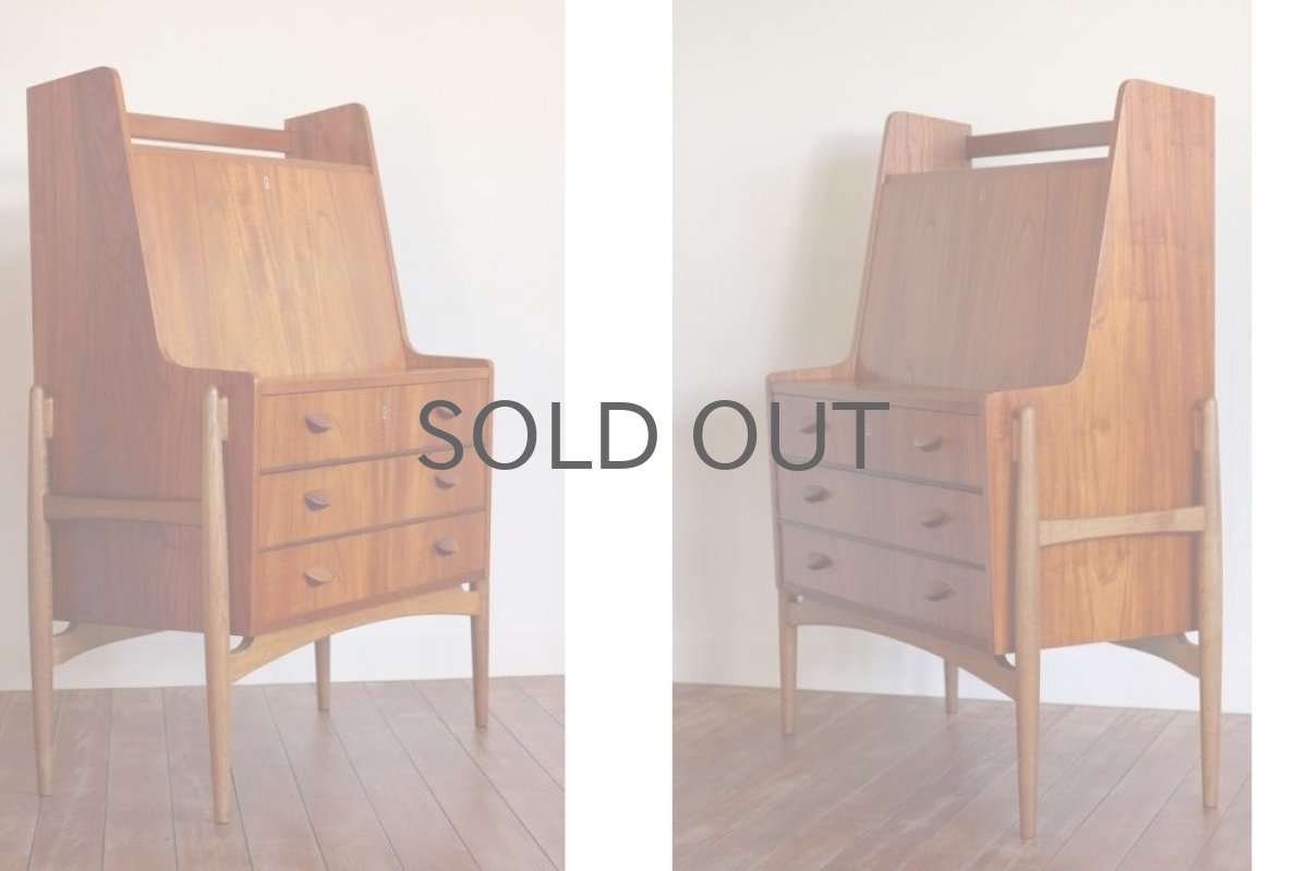 画像2: 北欧ビンテージ家具/デンマーク製/チークライティングビューロー/3段引き出し　 (2)